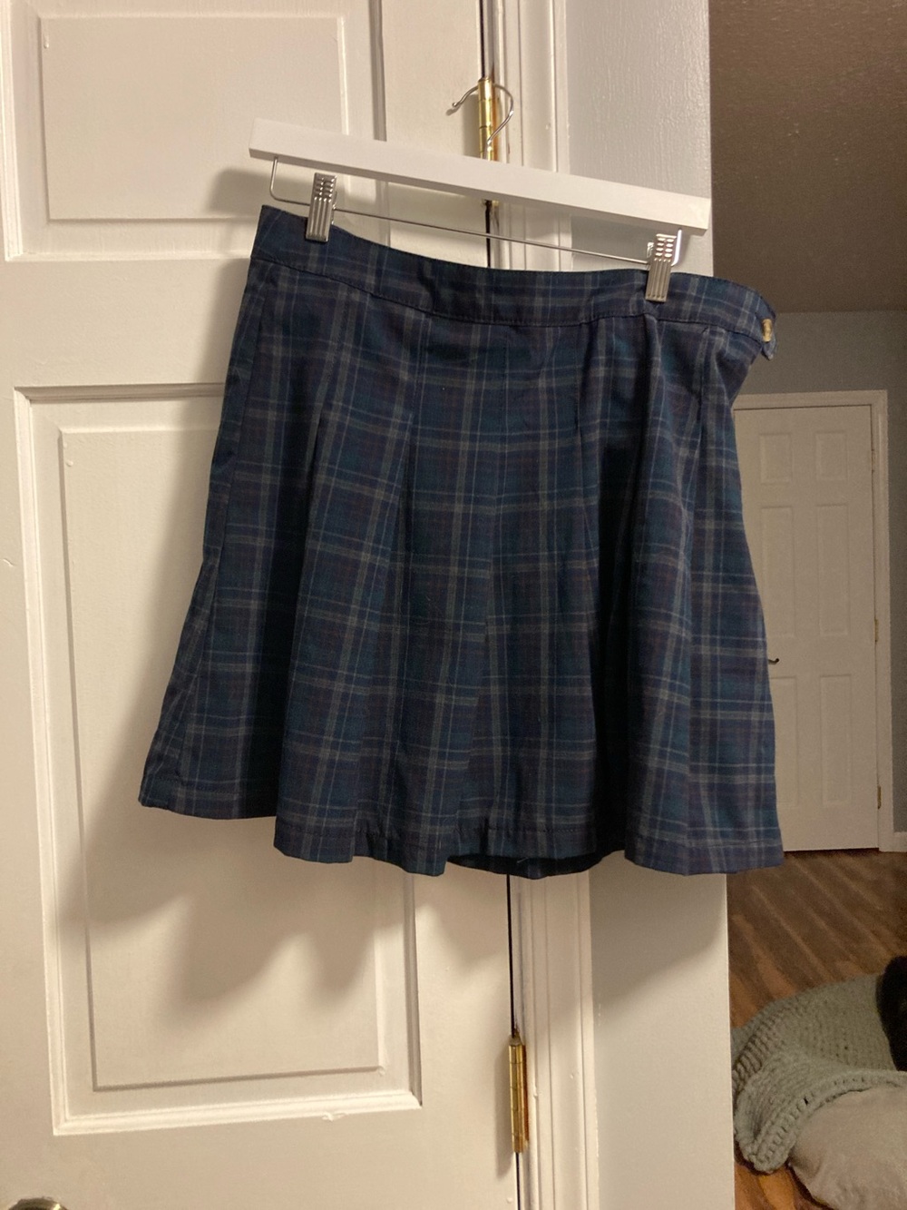 American Eagle Outfitters Navy and Green Plaid Short Skirt